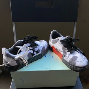 Off-White Vulcanized Tie-Die Sneakers